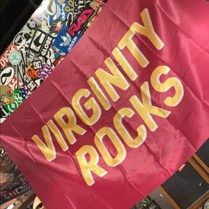 Meet your Posher, Deni